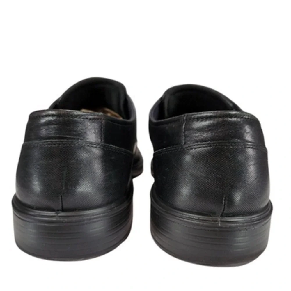Ecco dress shoe
